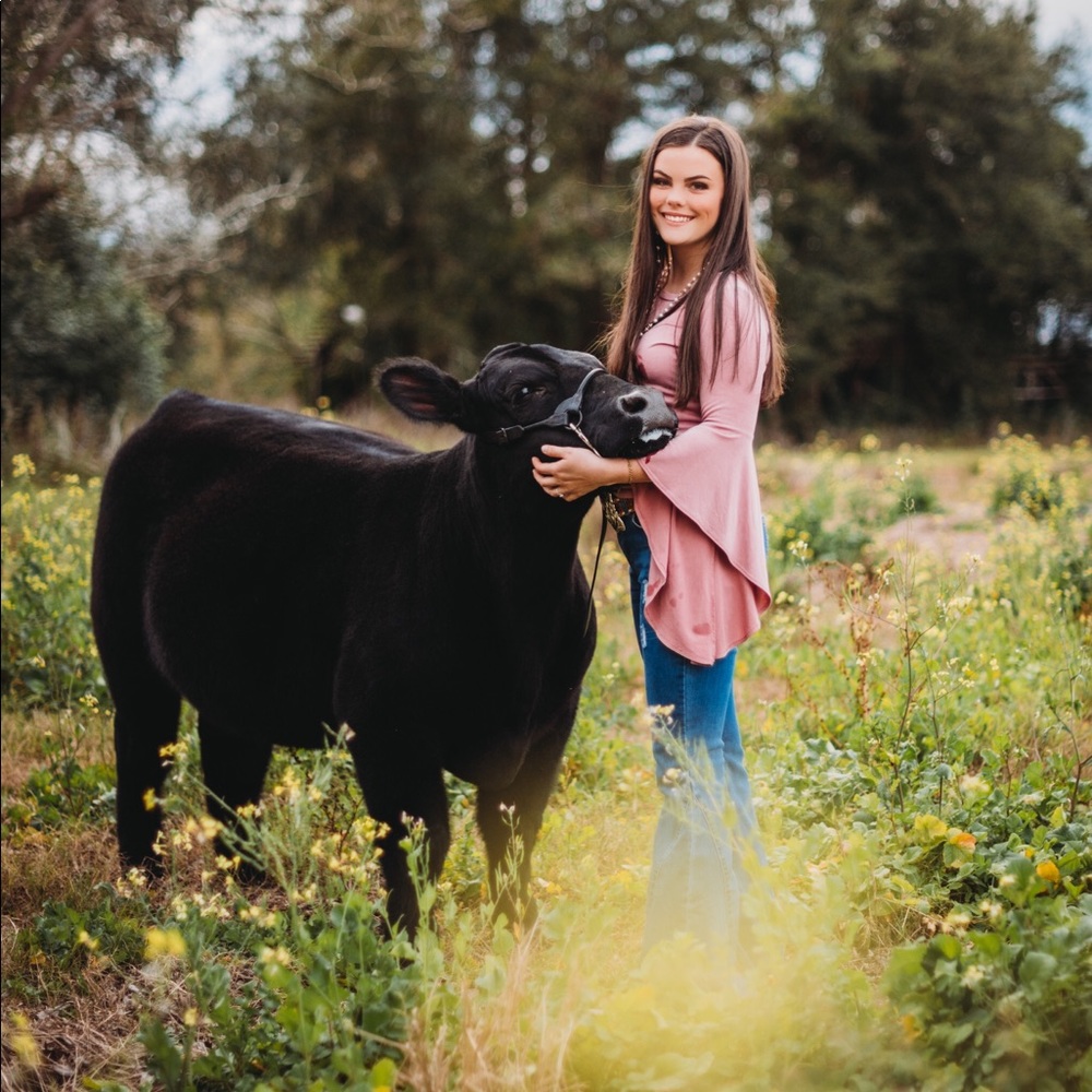 Meet your Posher, Laina